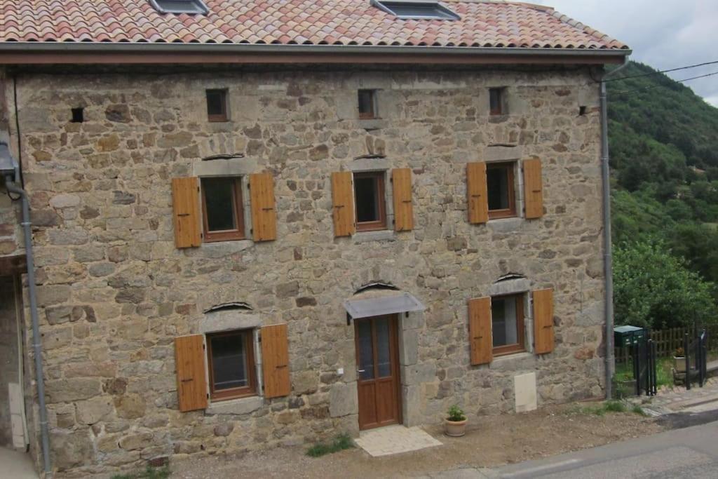 Gite Du Charpentier Vocance Kültér fotó